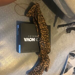 Sexy over the knee Leopard boots